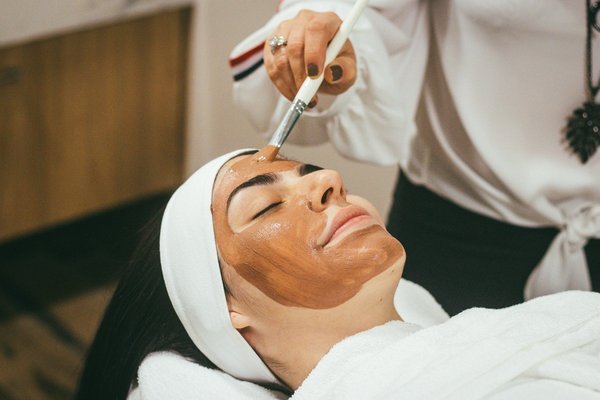 Comment utiliser l'argan pour un soin anti-âge du visage ?